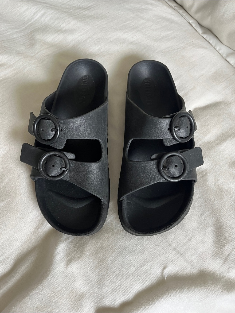 Hollister Matte Black Dual-Buckle Slide Sandals